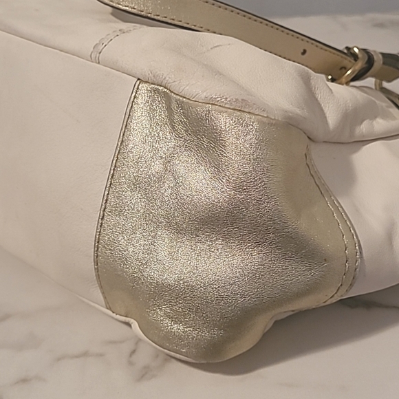 Coach Gallery Cream Metallic Soft Gold Leather Shoulder Bag Purse Tote Timeless - Picture 10 of 16